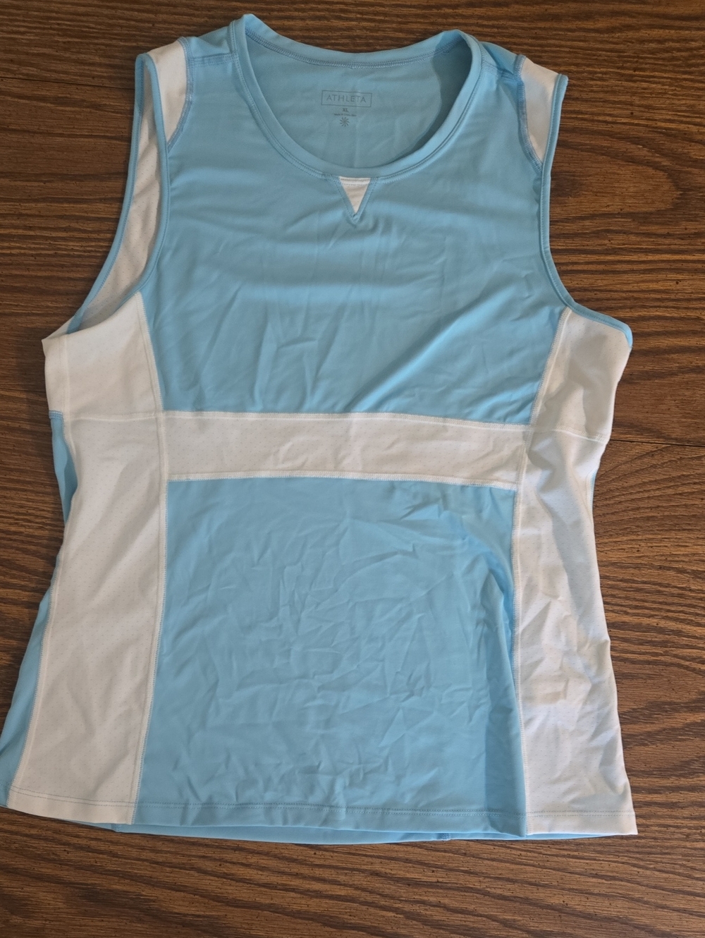 Athleta Sky Blue & White XL Athletic Tank Top